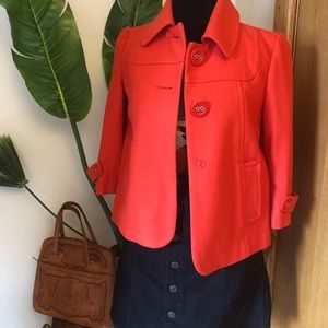 Gorgeous 3/4 sleeve waist length spring pea coat!